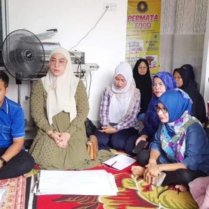 Para pelaku UMKM memberikan pertanyaan kepada wakil ketua DPRD Pekanbaru Nofrizal MM