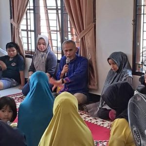 Wakil ketua DPRD Pekanbaru Nofrizal MM memberikan jawaban atas pertanyaan masyarakat tentang BPJS kesehatan