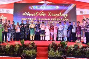 Usai launching, Ketua DPRD kota Pekanbaru Sabarudi bersama dengan PJ Walikota Pekanbaru Muflihun dan pejabat Forkopimda kota Pekanbaru 