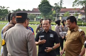 Ketua Dewan Perwakilan Rakyat Daerah (DPRD) Kota Pekanbaru turut menghadiri pemusnahan barang bukti hasil Ops Cipta Kondisi 2024 yang diselenggarakan Kepolisian Daerah (Polda) 