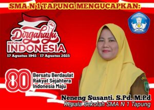 Turut hadir ketua PKK Desa Kualu di acara Khusnul Darmawan