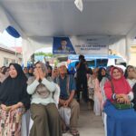 Serap Aspirasi Warga Pinang Kencana, Anggota DPRD Muda Pekanbaru beri langsung Bantuan Operasional Masjid Darussalam