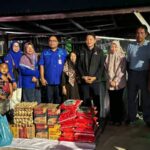 Usai Meninjau Korban Kebakaran, Ketua Fraksi Demokrat, Achmad Faisal Reza Serahkan Bantuan Sembako