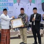 K.H. Muhammad Mursyid Isi Seminar Kepesantrenan se-Riau Jelang Hari Santri Nasional di Kuansing