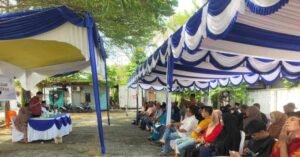 Ratusan Masyarakat Kelurahan Padang Bulan Kecamatan Senapelan kota Pekanbaru Menghadiri kegiatan Penyebarluasan Perda oleh Anggota DPRD kota Pekanbaru, Aidhil Nur Putra, SH