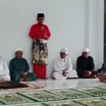 Jemaah Tarekat Naqsyabandiyah Ziarahi Makam Syekh Khalifah Mayung di Desa Pangkalan Pisang, Siak