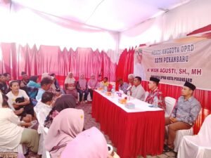 Tokoh Masyarakat Menyampaikan Aspirasinya Kepada Wan Agusti,SH, MH