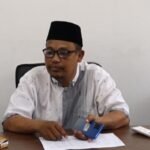 Kebakaran Lahan Dibelakang Pujasera, Petugas Damkar Rohil ikerahkan 3 Armada dan 20 Personil Padamkan Api 