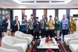 Pengurus Mathla’ul Anwar Riau Audiensi dengan Menteri Koperasi RI, Undang Pembukaan Muswil 2026 di Pekanbaru