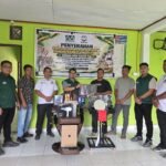 PT Musim Mas Serahkan Bantuan Sarana Pangkas Rambut dan Tata Boga, Dorong Kemandirian Ekonomi Pemuda dan ibu-ibu Desa Dusun Tua